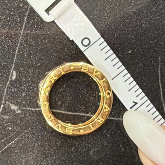 Bulgari B.zero1 Yellow Gold Ring - Picture 5 of 9